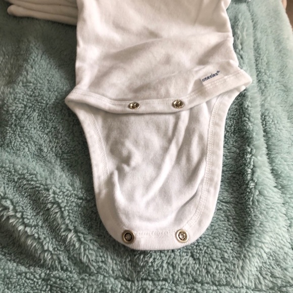 5 pack gerber onesies - Picture 3 of 3
